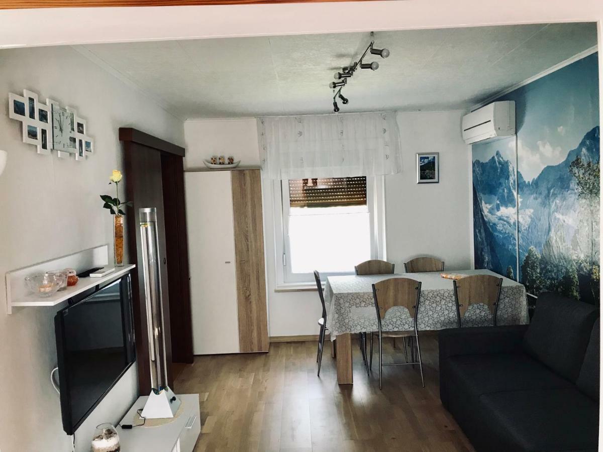 Apartma Evi Zaga Kültér fotó