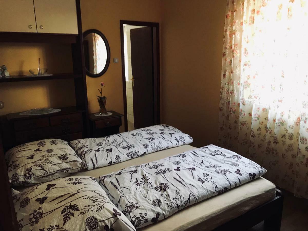 Apartma Evi Zaga Kültér fotó